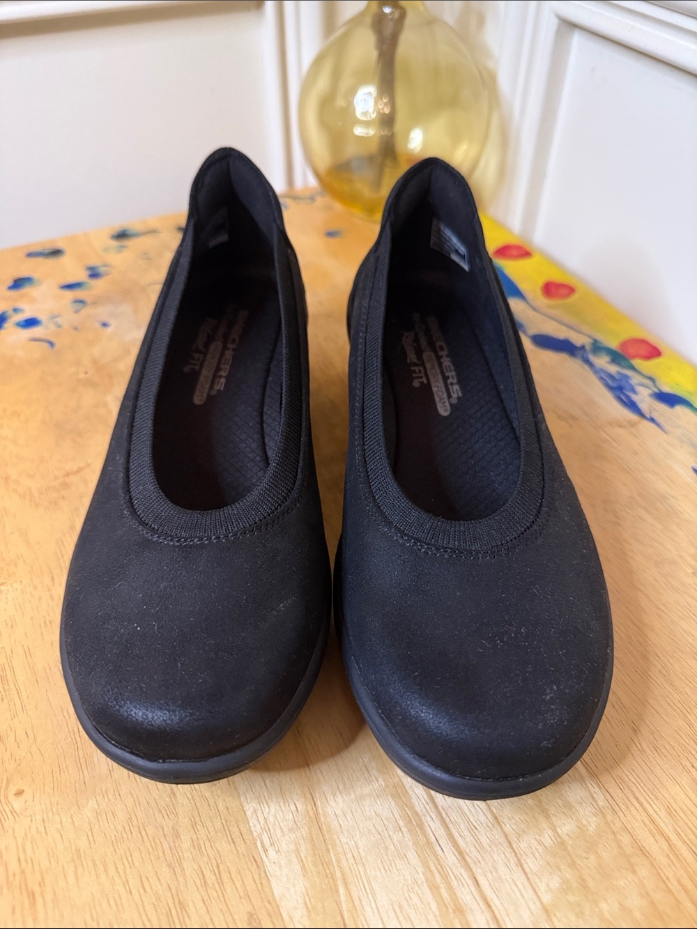 Skechers Women's Black Slip-On Casual Flats Sz 5.5